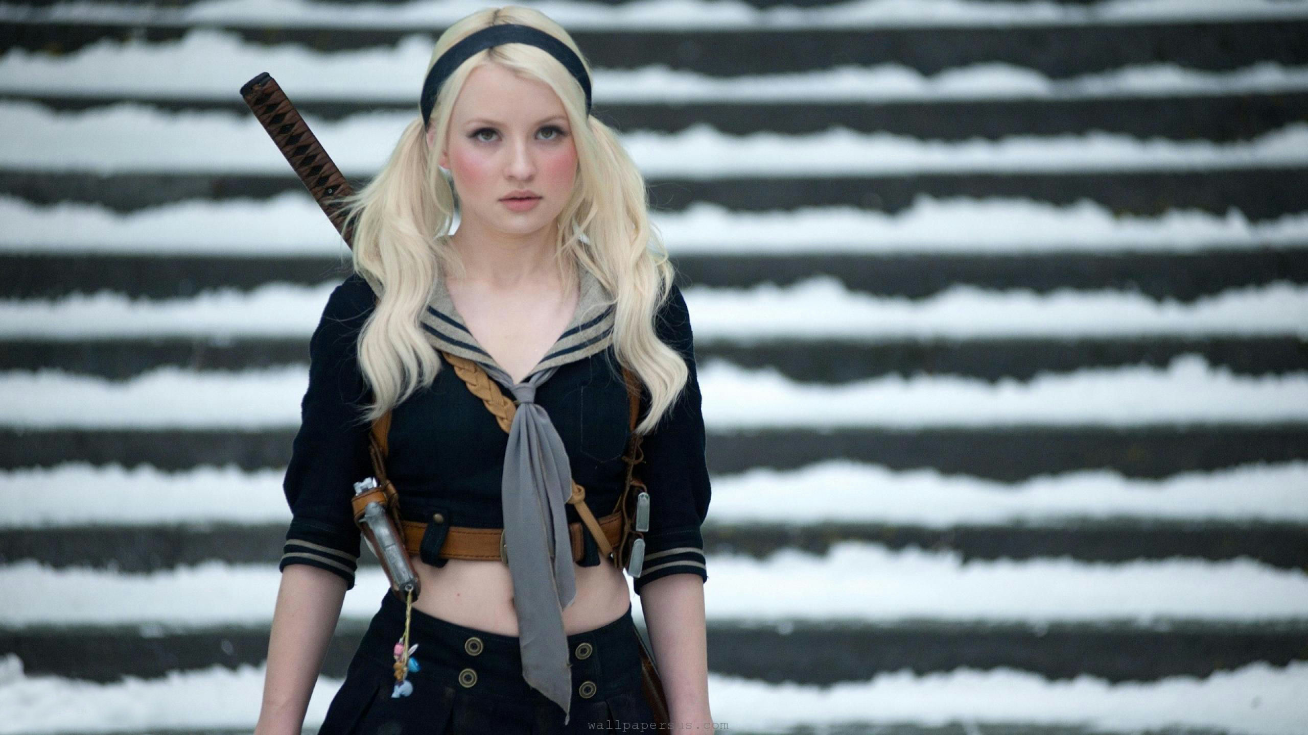 emily-browning-celebrity-stairways-sucker-punch